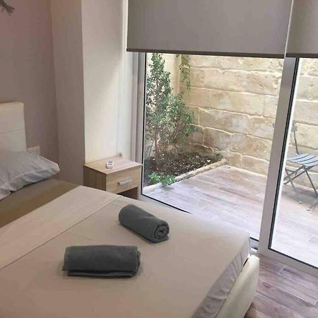 Sliema - 2 Mins From The Beach Daire Dış mekan fotoğraf